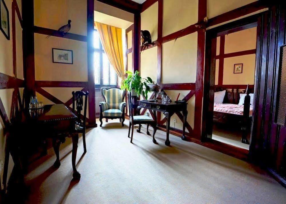 Hotel Noma Residence Zameczek Mysliwski Promnice Kobior Exterior foto