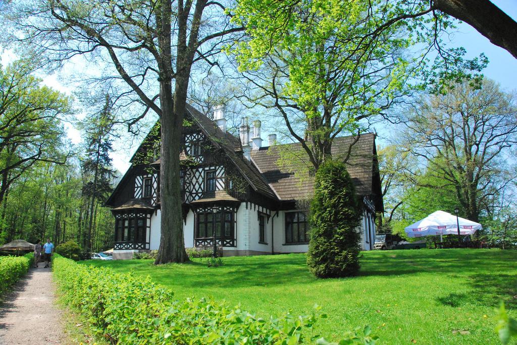 Hotel Noma Residence Zameczek Mysliwski Promnice Kobior Exterior foto